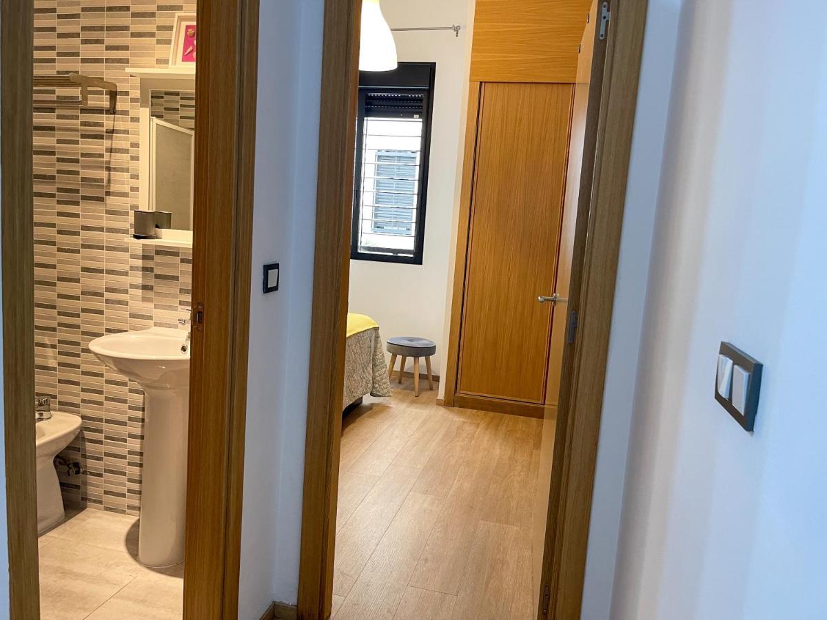 Quiet Apartment In The Heart Of Malaga Pool & Free Parking ภายนอก รูปภาพ